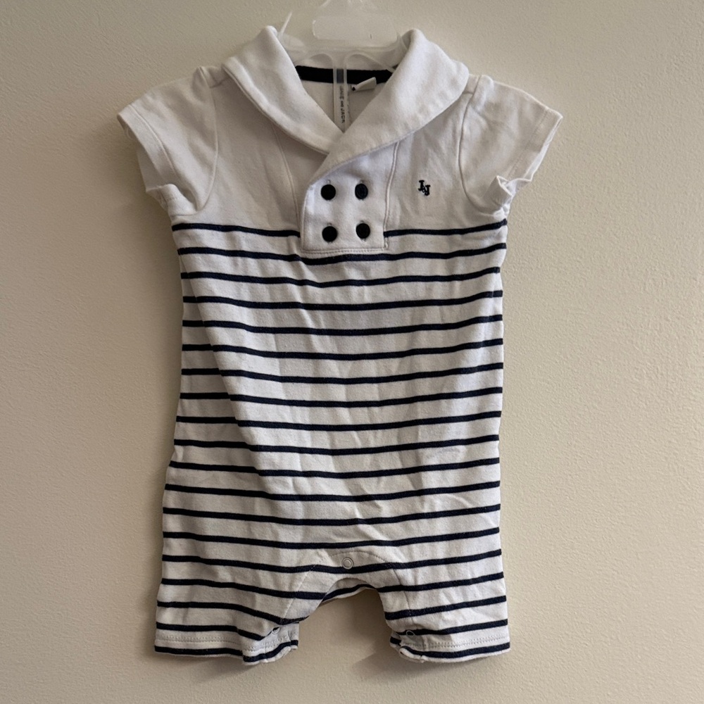 Striped Baby Romper with Collar (6-12m)